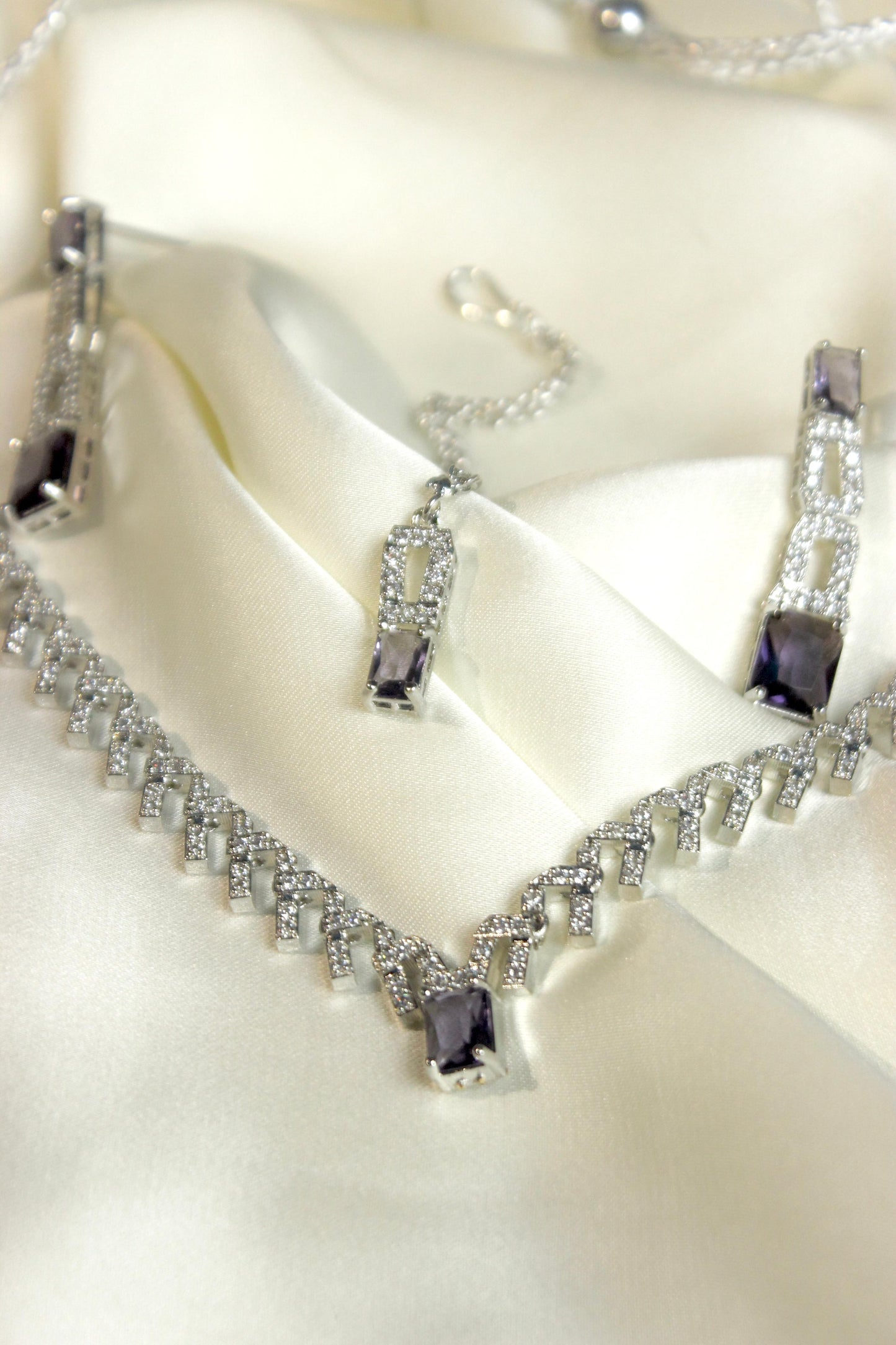 VVS Necklace