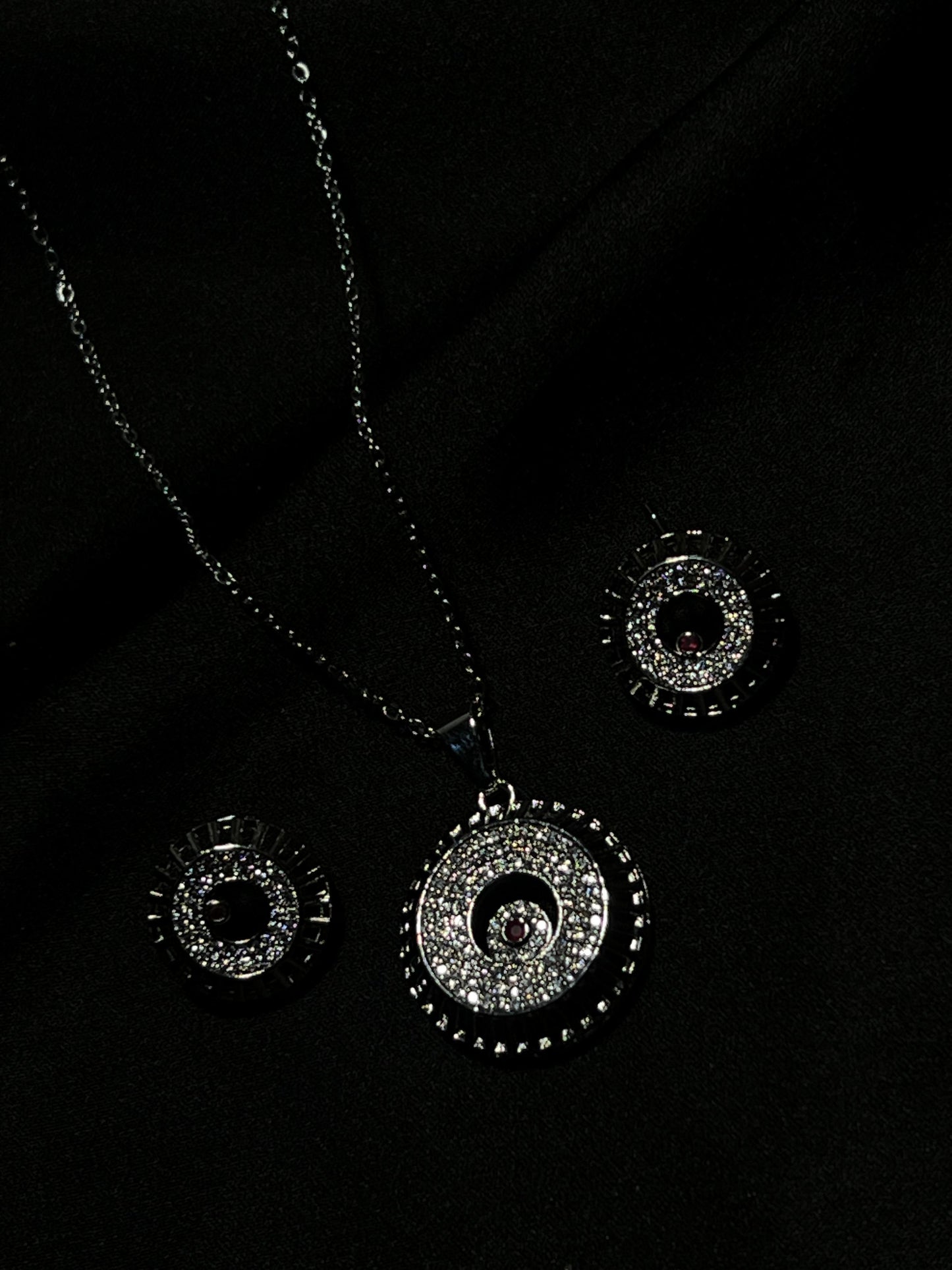 Gentel Glow Pendent