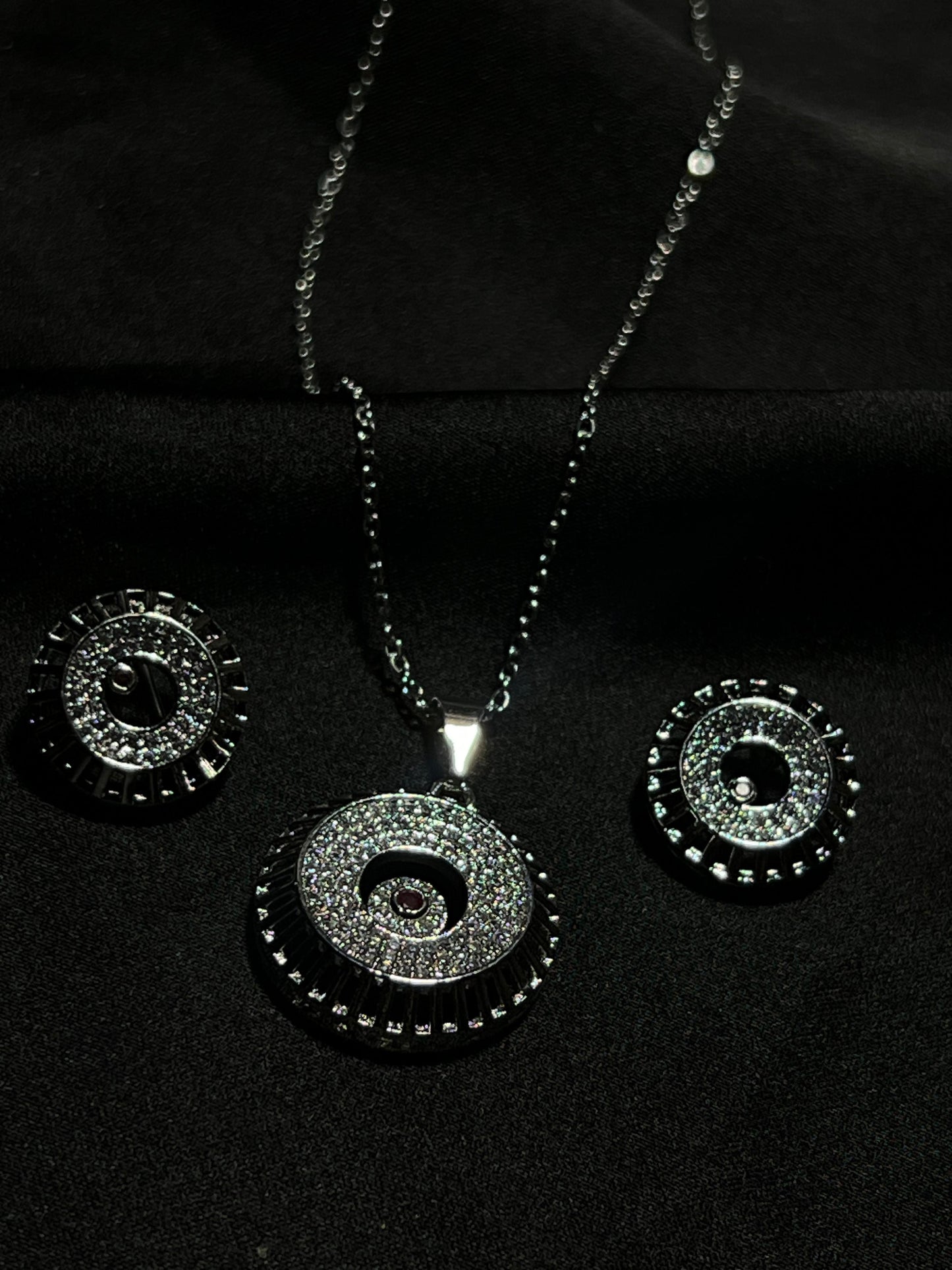 Gentel Glow Pendent
