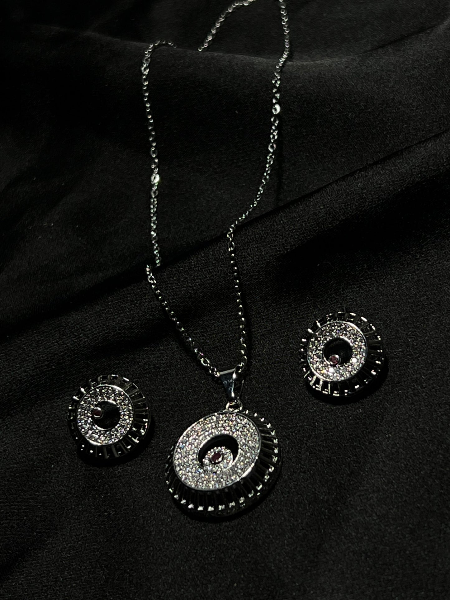 Gentel Glow Pendent