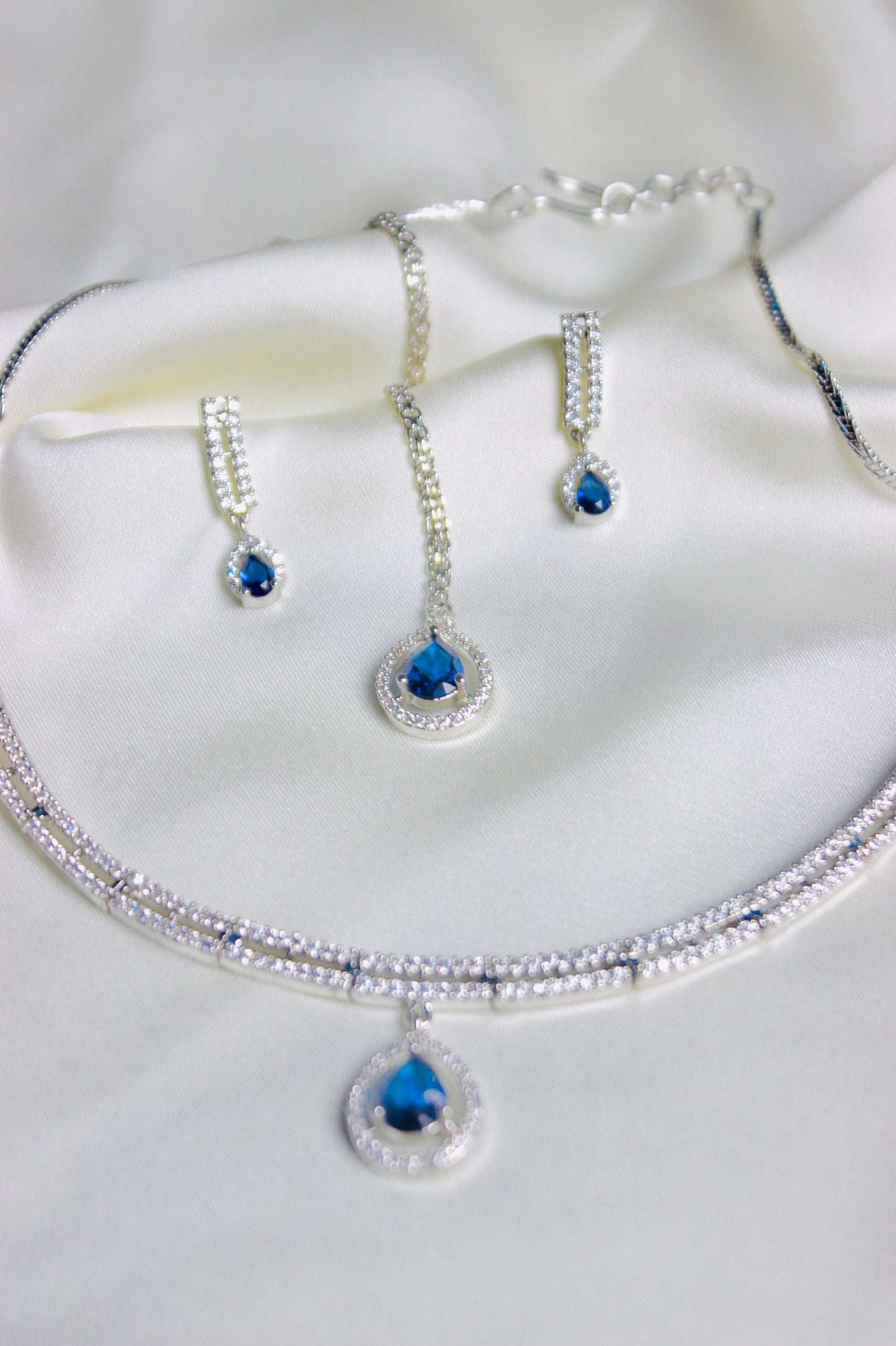 Royal Elegance Necklace